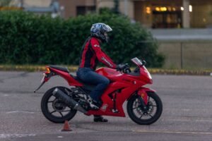 How to Learn to Ride a Motorcycle Without Owning One